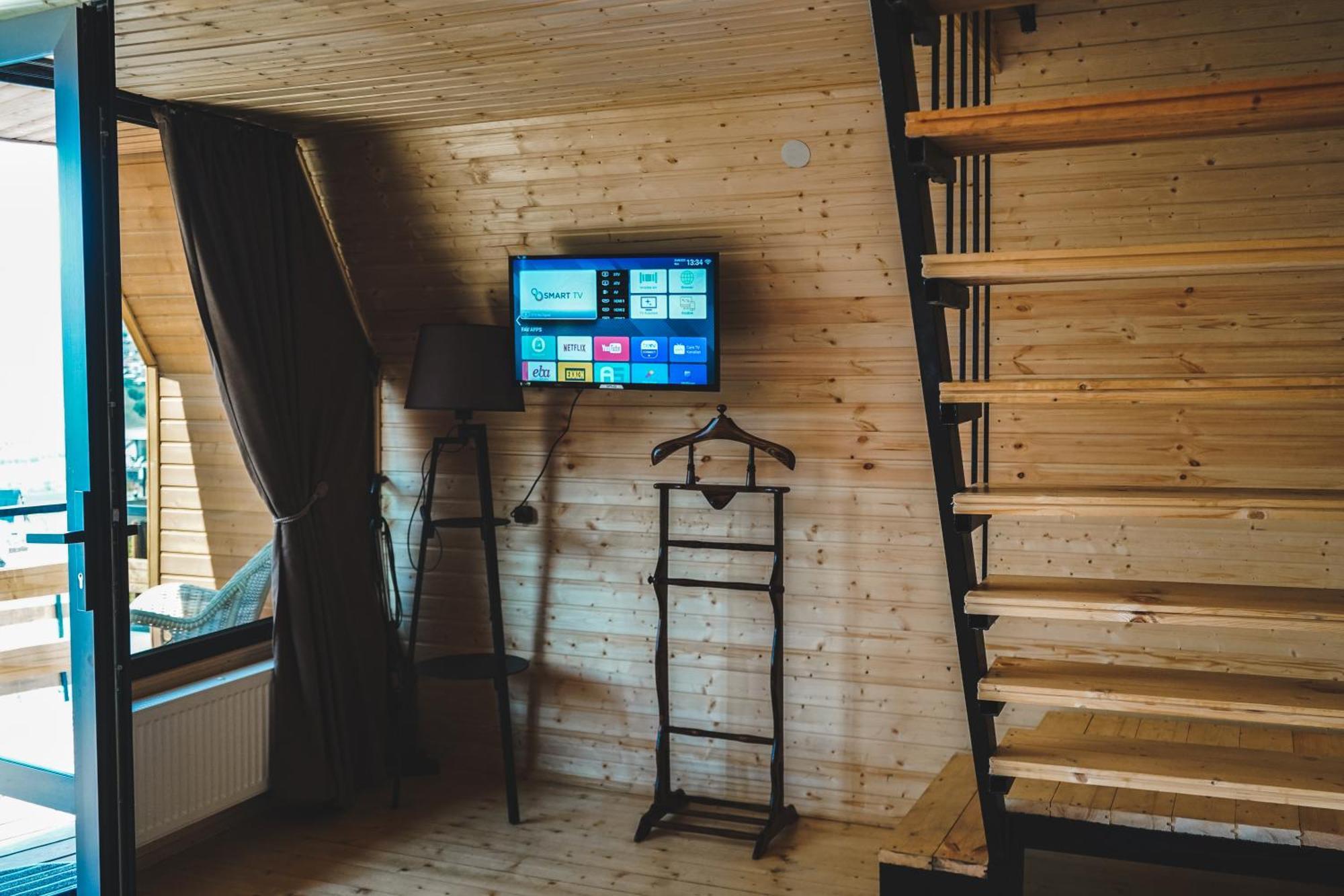 Lonely Mountain Villa Kazbegi Luaran gambar